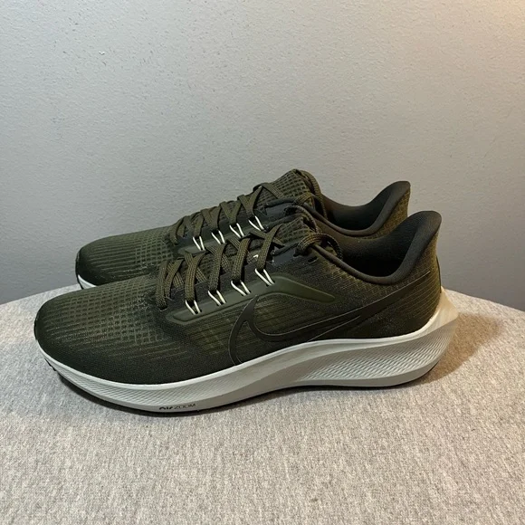 Nike Air Zoom Pegasus 39 Cargo Khaki Running Men's Shoe Size 9.5 DH4071-300 - Picture 4 of 11